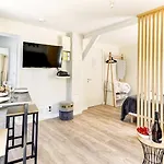 Bluestay 23 - Superb Studio In Paris